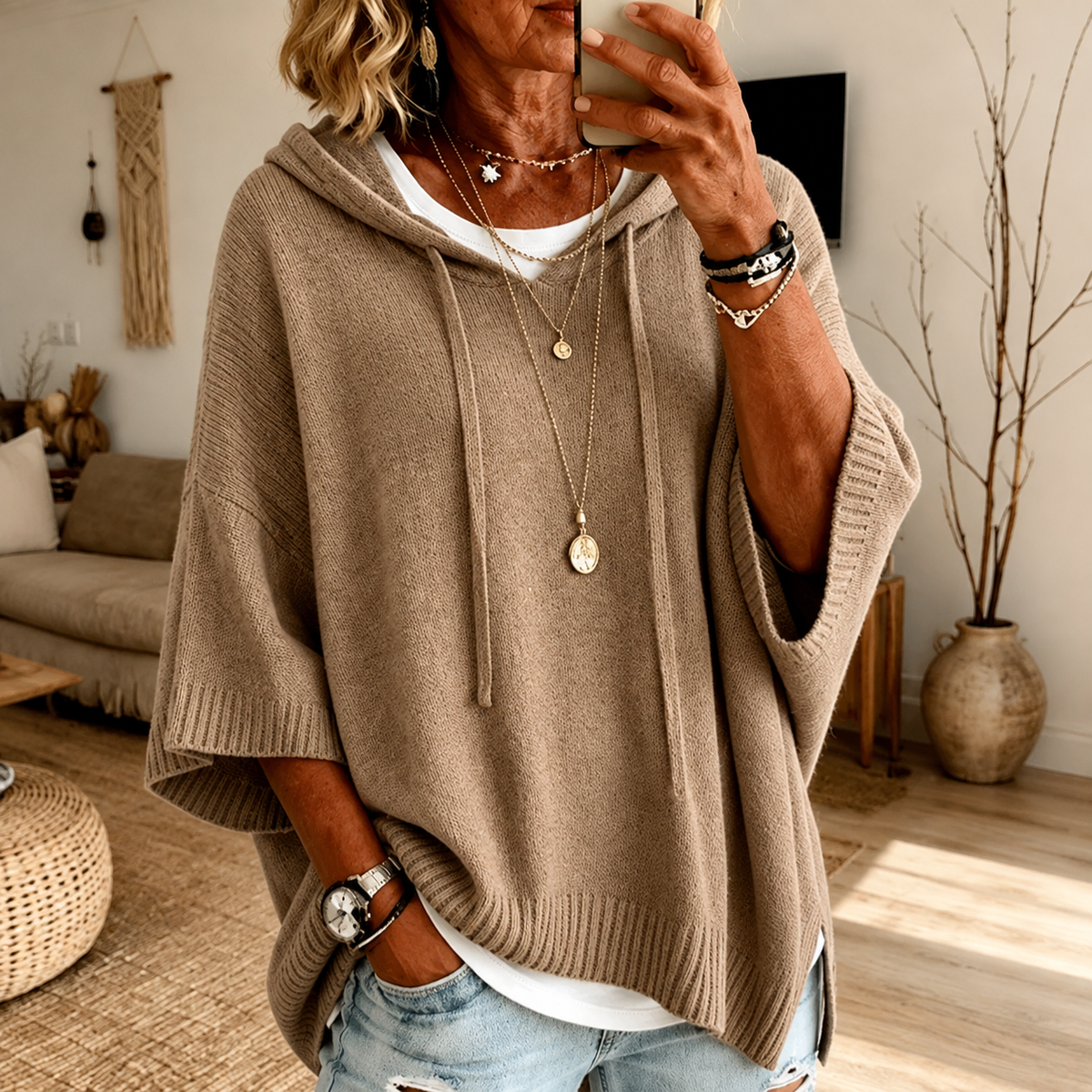 Ella | Ponchosweater med hætte og løs pasform